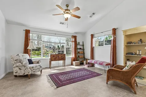 130 Rhonda Lane Phoenix OR 97535