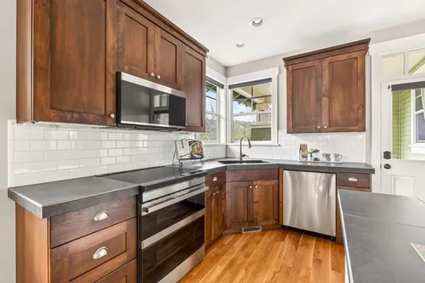 2192 NW Lemhi Pass Drive Bend OR 97703