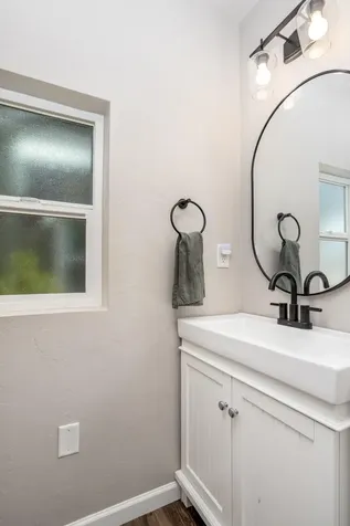 2715 Montara Drive Medford OR 97504