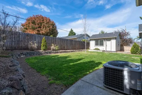 2715 Montara Drive Medford OR 97504