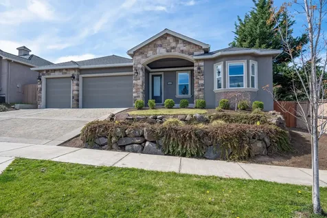 2715 Montara Drive Medford OR 97504