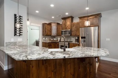 2715 Montara Drive Medford OR 97504