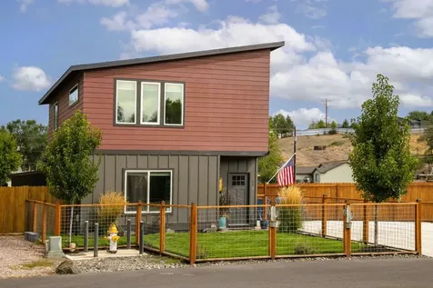 883 NE 6th Street Prineville OR 97754
