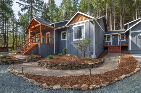 322 Round Prairie Road Wilderville OR 97543