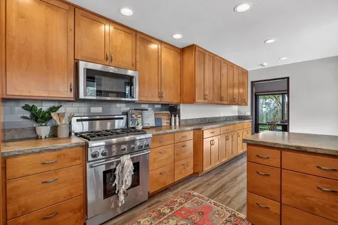 711 NW Amelia Drive Grants Pass OR 97526