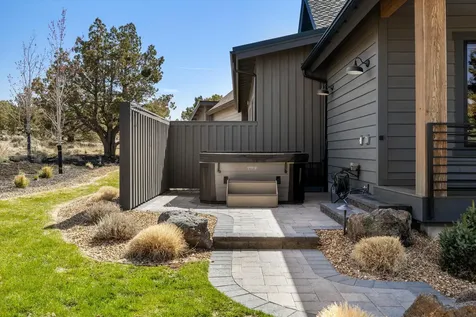 16693 SW Starview Drive Powell Butte OR 97753