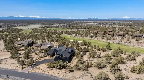 16693 SW Starview Drive Powell Butte OR 97753