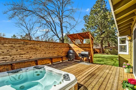 2701 NE Canyon Park Place Bend OR 97701
