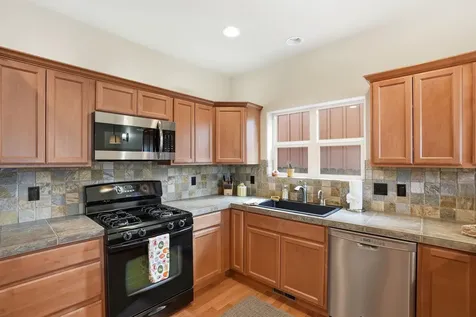 62763 Hawkview Road Bend OR 97701