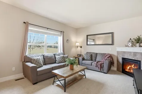 62763 Hawkview Road Bend OR 97701