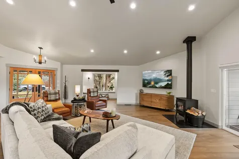 60780 Ward Road Bend OR 97702