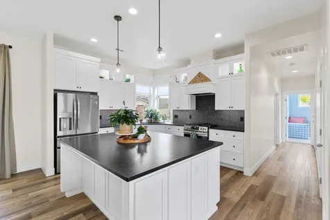 3811 Coal Mine Road Medford OR 97504