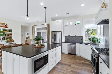 3811 Coal Mine Road Medford OR 97504
