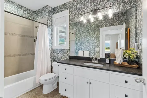 3811 Coal Mine Road Medford OR 97504
