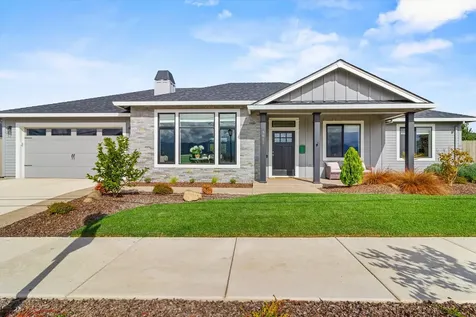3811 Coal Mine Road Medford OR 97504