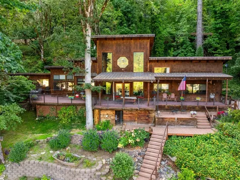 4941 Riverbanks Road Grants Pass OR 97527