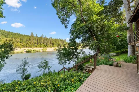 4941 Riverbanks Road Grants Pass OR 97527