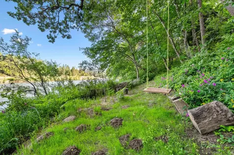 4941 Riverbanks Road Grants Pass OR 97527