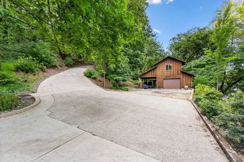 4941 Riverbanks Road Grants Pass OR 97527