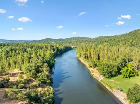 4941 Riverbanks Road Grants Pass OR 97527