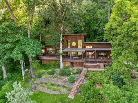 4941 Riverbanks Road Grants Pass OR 97527