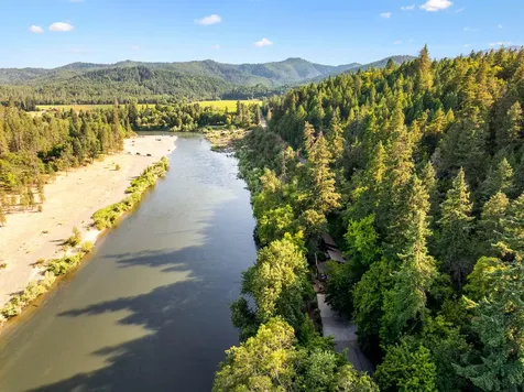 4941 Riverbanks Road Grants Pass OR 97527