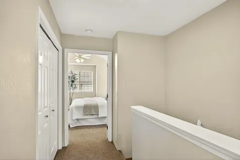 485 Larkspur Lane Ashland OR 97520