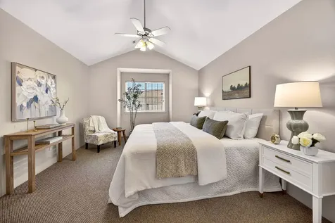 485 Larkspur Lane Ashland OR 97520