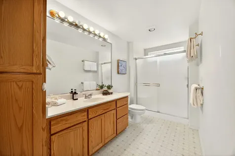 485 Larkspur Lane Ashland OR 97520
