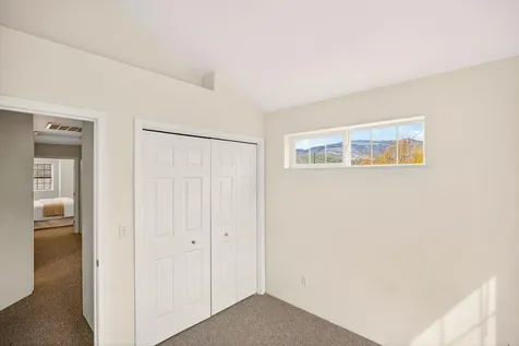485 Larkspur Lane Ashland OR 97520