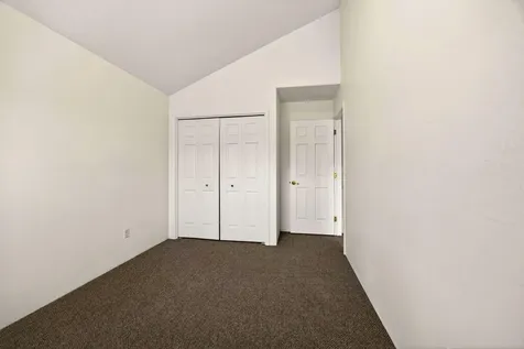 485 Larkspur Lane Ashland OR 97520