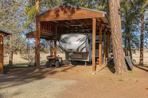 11010 Yonna Loop Drive Bonanza OR 97623