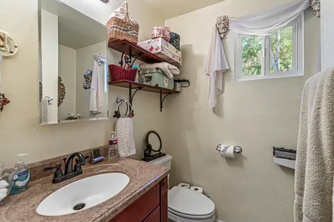 9780 Monument Drive Grants Pass OR 97526