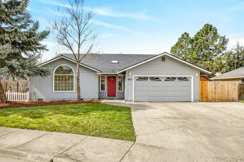 3027 Waterford Court Medford OR 97504