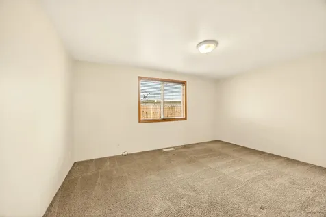 3027 Waterford Court Medford OR 97504