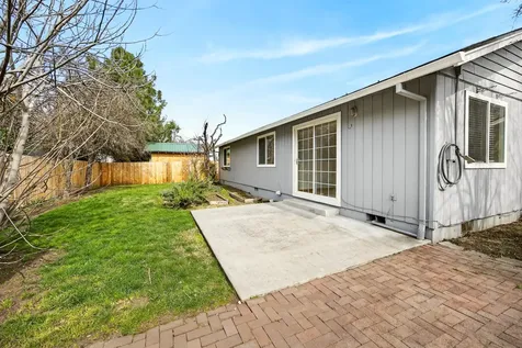 3027 Waterford Court Medford OR 97504