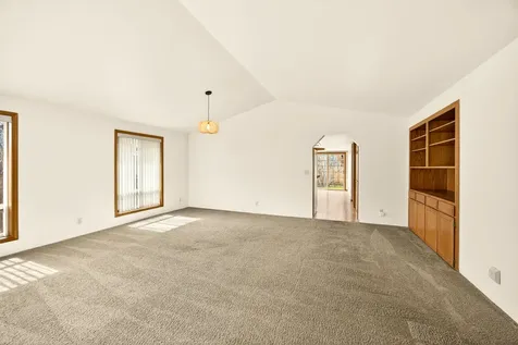 3027 Waterford Court Medford OR 97504