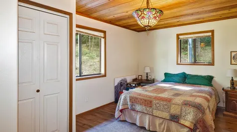 4901 Thompson Creek Road Selma OR 97538