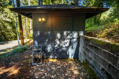 4901 Thompson Creek Road Selma OR 97538