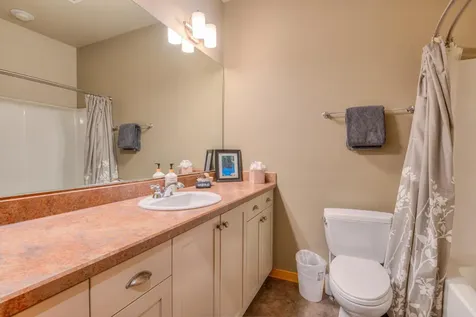 57135 Evergreen Loop Sunriver OR 97707