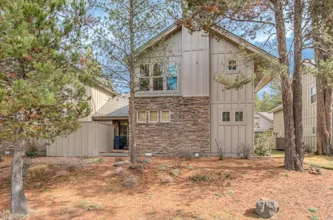 57135 Evergreen Loop Sunriver OR 97707