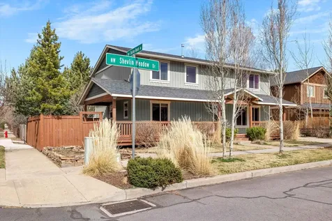 2980 NW Shevlin Meadow Drive Bend OR 97703