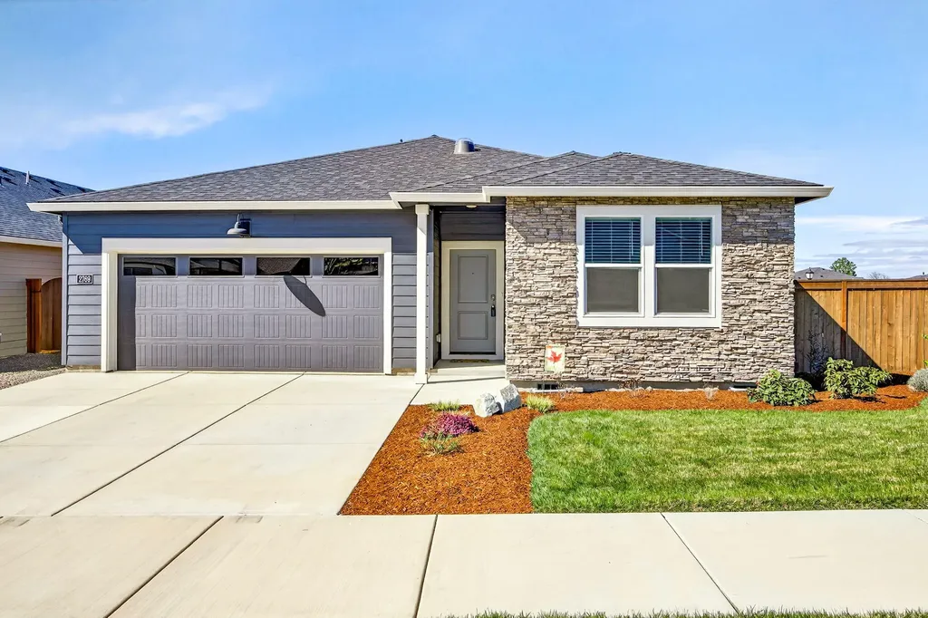 2769 Noble Fir Drive Medford OR 97504