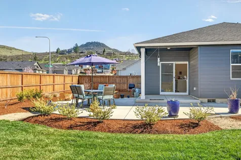 2769 Noble Fir Drive Medford OR 97504