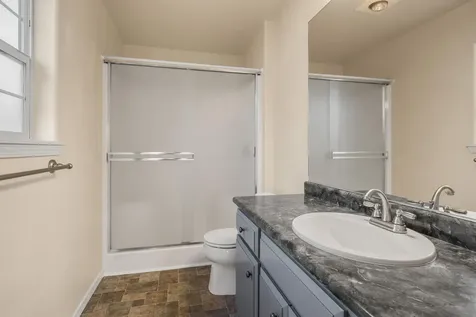 1818 Sarah Way Medford OR 97501
