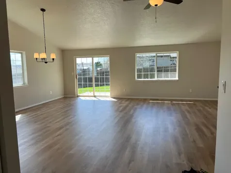 629 SW Deer Ridge Court Madras OR 97741