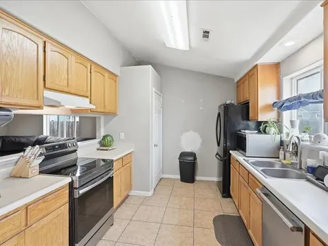 8022 Thunderhead Avenue White City OR 97503