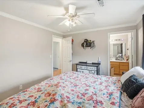 8022 Thunderhead Avenue White City OR 97503