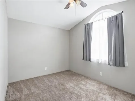 8022 Thunderhead Avenue White City OR 97503