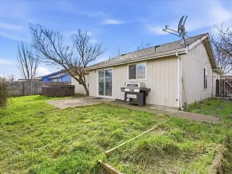 8022 Thunderhead Avenue White City OR 97503